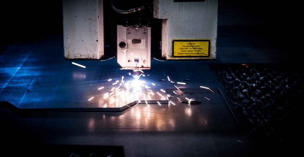 Laser – Sealed CO2 & Excimer