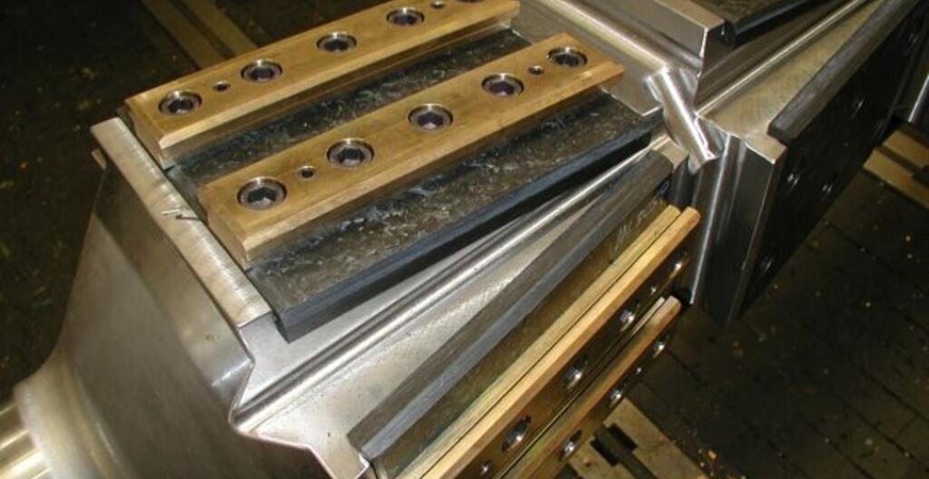 Hycomp Composites Wear Liners Pads