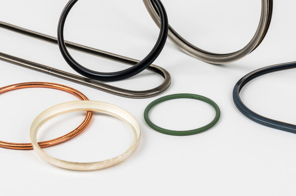 A range of metal fitting seals